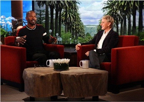 The Ellen DeGeneres Show Season 9 Episode 10 - Jamie Foxx, Elisabetta Canalis & Val Chmerkovsky, Dr. Drew