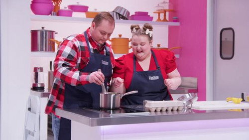 Crime Scene Kitchen Season 3 Episode 1 - It's A Family Affair