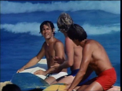 Hawaii Five-O Season 10 Episode 17 - Tall On The Wave