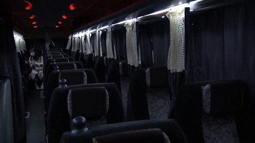 Document 72 Hours Season 12 Episode 8 - New Beginnings from an Osaka Bus Terminal