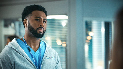 Holby City Season 23 Episode 12 - Episode 12