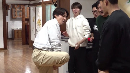 "Doggy Daddy & Female Lead's Dads Special Meeting" with Jung Sang-hoon still