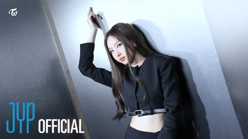 TWICE TV Season 23 Episode 2 - TWICE “READY TO BE” Jacket Shooting Behind the Scenes