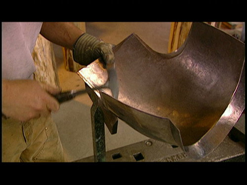 How It's Made Season 5 Episode 8 - Suits of Armor, Street Light Poles, Bent Hardwood, Membrane Switches