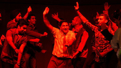 Outsourced Season 1 Episode 3 - Party of Five