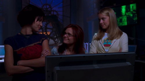 Birds of Prey Season 1 Episode 2 - Slick
