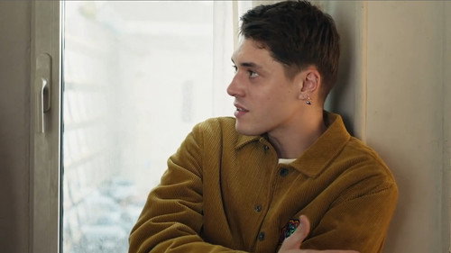 Episode 1080 still