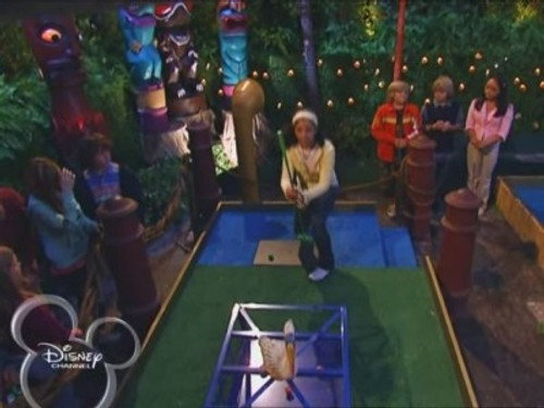 undefined Season 2 Episode 33 - Miniature Golf