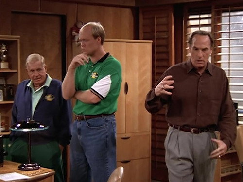 Coach Season 9 Episode 4 - Isn't It Romantic?