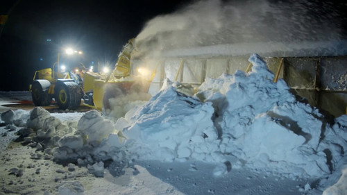 Building Giants Season 2 Episode 1 - Arctic Ice Hotel