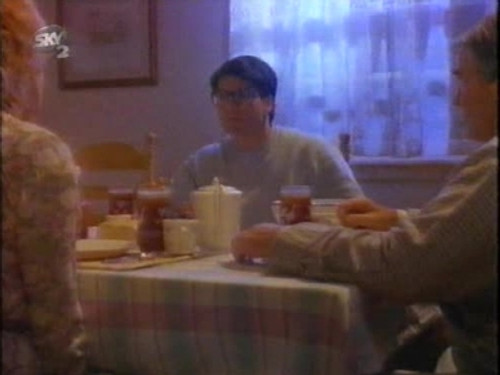 Superboy Season 4 Episode 18 - Cat and Mouse