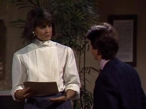 Family Ties Season 5 Episode 4 - My Back Pages