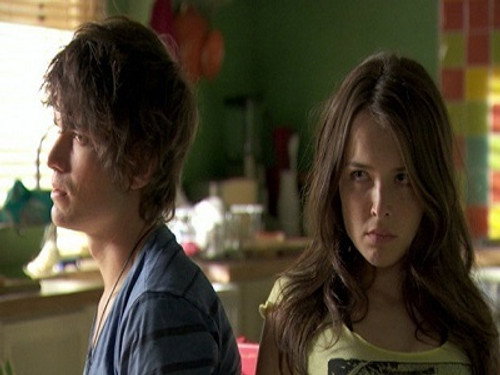 Episode 6031 still