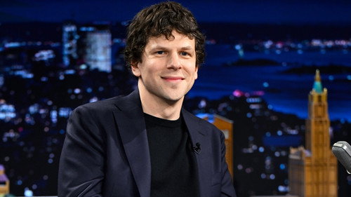 The Tonight Show Starring Jimmy Fallon Season 13 Episode 19 - Jesse Eisenberg, Brittany Snow, Jim Downey, Steve Martin and Alison Brown