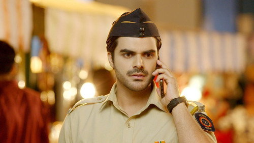 Shanaya Takes Chirag's Help still
