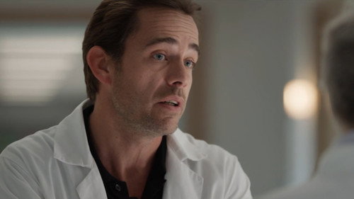 Episode 1113 still