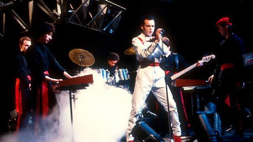 Top of the Pops Season 19 Episode 11 - Episode 11