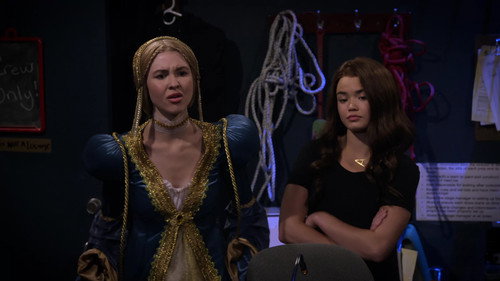 Alexa & Katie Season 1 Episode 7 - The Play (2)