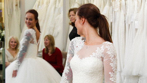 Say Yes to the Dress UK Season 3 Episode 19 - The Right to Bare Arms Show