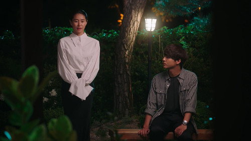 Still 17 Season 1 Episode 23 - Comfort