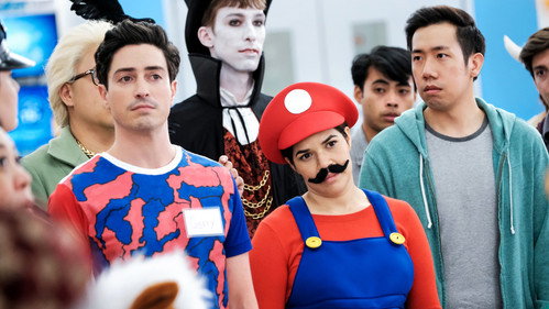 Superstore Season 4 Episode 4 - Costume Competition