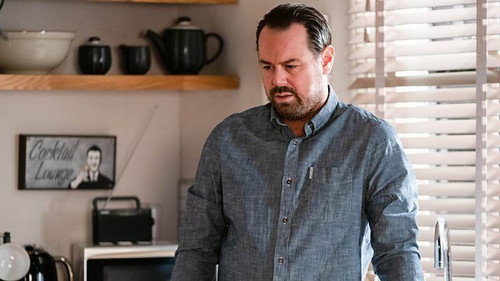 EastEnders Season 37 Episode 15 - 6210
