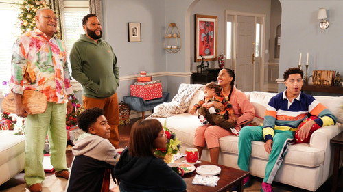 black-ish Season 6 Episode 10 - Father Christmas