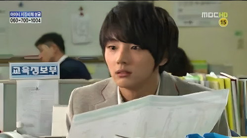 Episode 101 still
