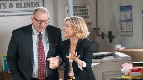 Modern Family Season 10 Episode 13 - Whanex?