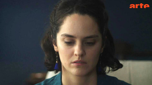 H24: 24 Hours, 24 Women, 24 Stories Season 1 Episode 11 - 05:00 : Trolling