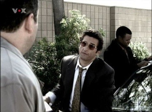 The District Season 2 Episode 18 - Shades of Gray