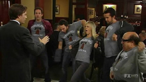 It's Always Sunny in Philadelphia Season 5 Episode 12 - The Gang Reignites the Rivalry