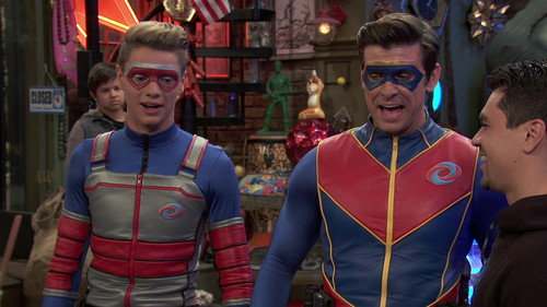 Henry Danger Season 5 Episode 34 - Game of Phones