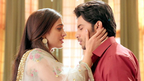 Roshni Makes a Promise to Aman still