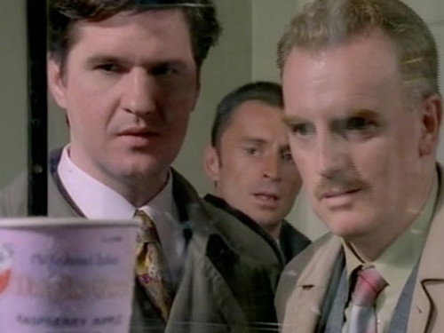 Hamish Macbeth Season 1 Episode 3 - The Big Freeze