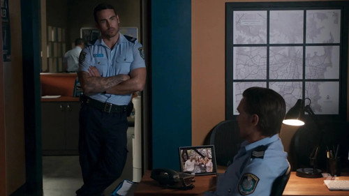 Episode 8512 still