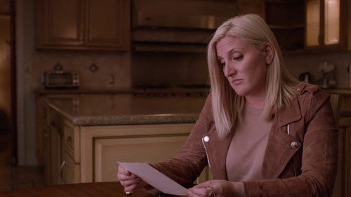 Evil Lives Here Season 3 Episode 11 - Put On a Happy Face