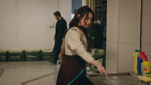 Rüzgarlı Tepe Season 1 Episode 43 - Episode 43