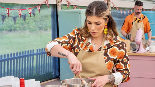 The Great British Bake Off Season 8 Episode 8 - 1970s Week