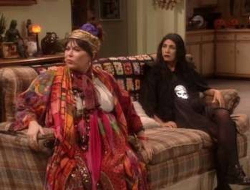 Roseanne Season 8 Episode 5 - Halloween: the Final Chapter
