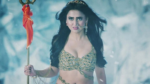 Pratha Fights a Yeti! still