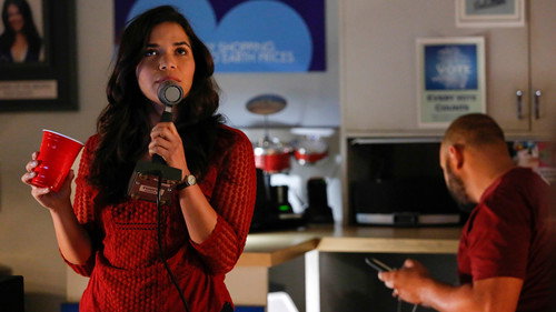 Superstore Season 1 Episode 9 - All-Nighter