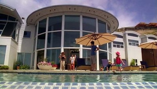 Brothers and Sisters Season 3 Episode 1 - Glass Houses