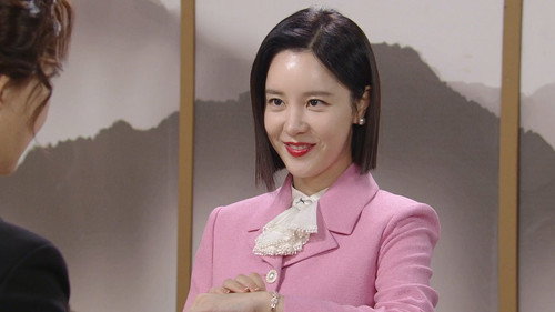 Hye Rim's Bracelet still