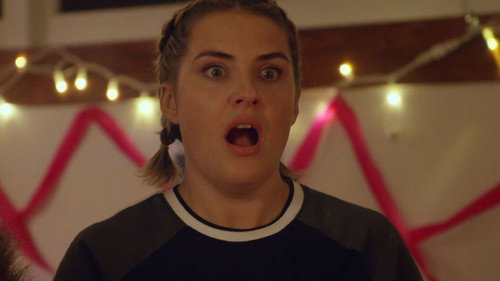 Mean Mums Season 1 Episode 7 - Parent's Quiz Night