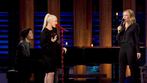 Chelsea Season 1 Episode 6 - Christina Aguilera & Chelsea on Ice