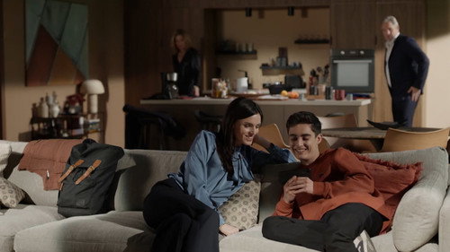 Episode 1661 still