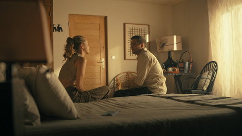 Episode 206 still