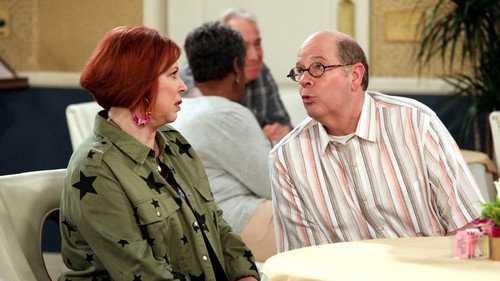 The Cool Kids Season 1 Episode 17 - Margaret Ups Her Game