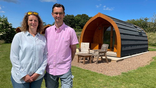 Four in a Bed Season 28 Episode 19 - Braeview Glamping